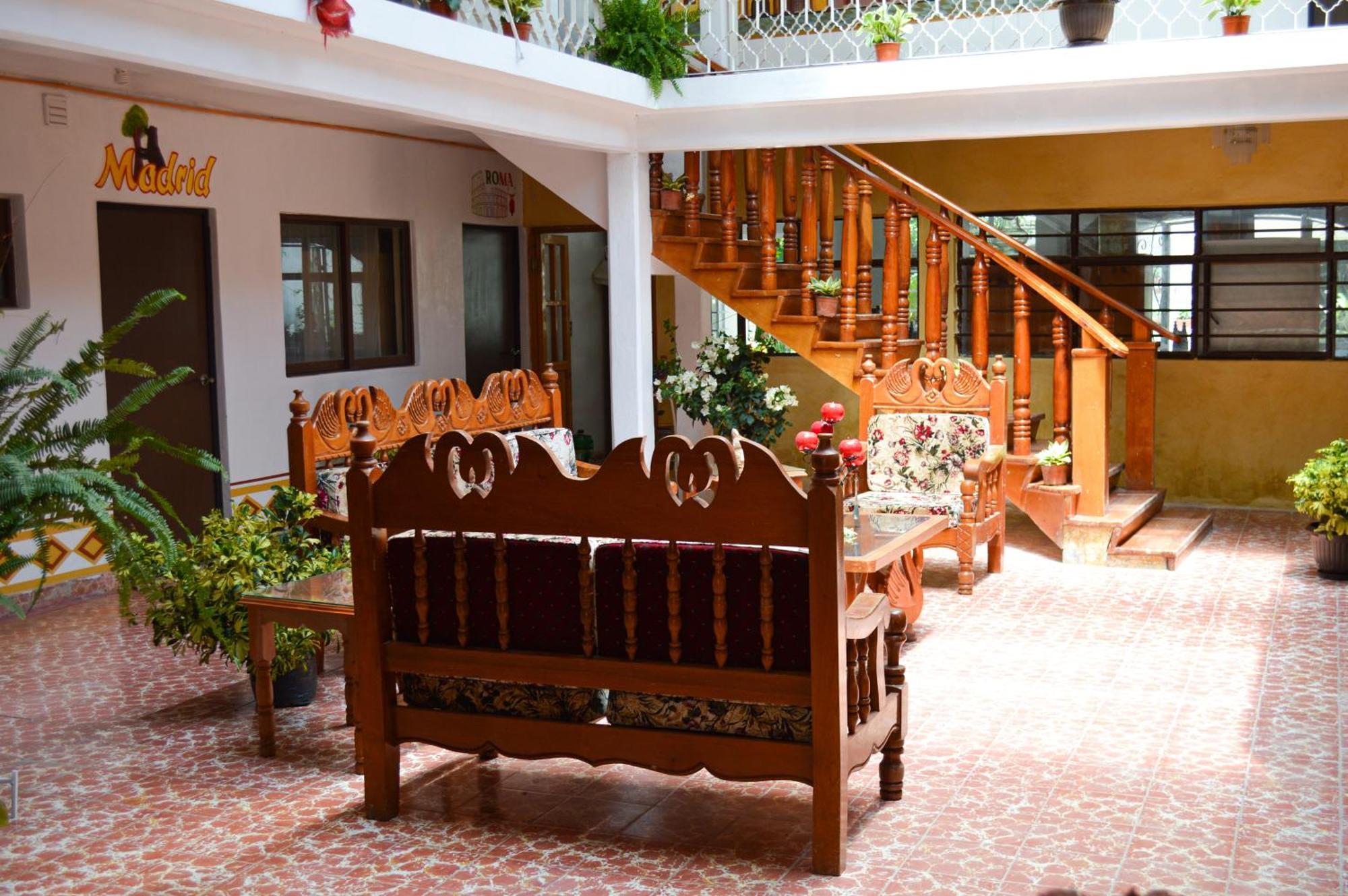 ホテル Capital O Casa Rotter San Cristóbal de Las Casas エクステリア 写真